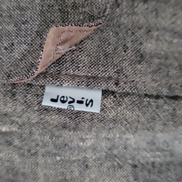 Vintage Levi's Shacket - Picture 3 of 5